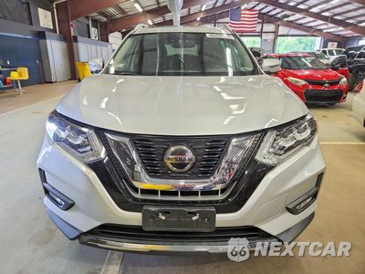 Piąte zdjęcie samochodu w środku: 2018 NISSAN ROGUE SL VIN:JN8AT2MV6JW349650 - miniatura