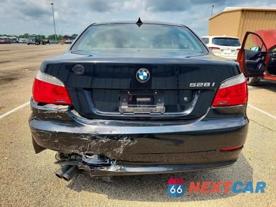 Zdjęcie 6 z 12 samochodu: 2009 BMW 528 XI VIN:WBANV13529C154853 - miniatura