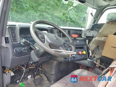 Zdjęcie 8 z 13 samochodu: 2019 INTERNATIONAL MV607 SEMI TRUCK VIN:1HSEUTAN5KH091946 - miniatura