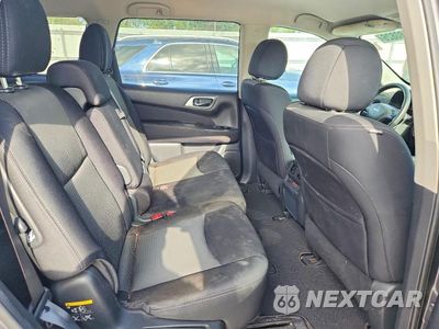 Zdjęcie 11 z 13 samochodu: 2017 NISSAN PATHFINDER S VIN:5N1DR2MN2HC622291 - miniatura