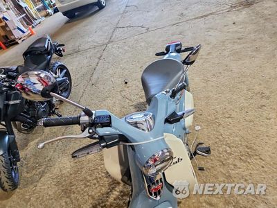 Piąte zdjęcie samochodu w środku: 2023 HONDA C125 A VIN:MLHJA5859P5100218 - miniatura