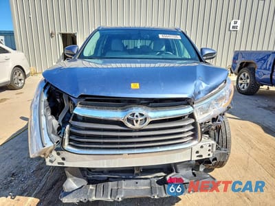 Piąte zdjęcie samochodu w środku: 2016 TOYOTA HIGHLANDER XLE VIN:5TDJKRFH7GS504035 - miniatura