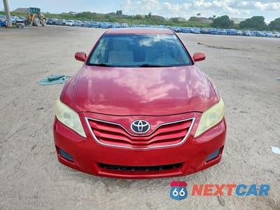 Piąte zdjęcie samochodu w środku: 2010 TOYOTA CAMRY LE VIN:4T1BF3EK5AU083188 - miniatura