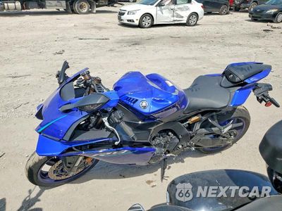 Trzecie zdjęcie samochodu z tyłu: 2026 YAMAHA YZF890 VIN:JYARNA3E1TA002940 - miniatura