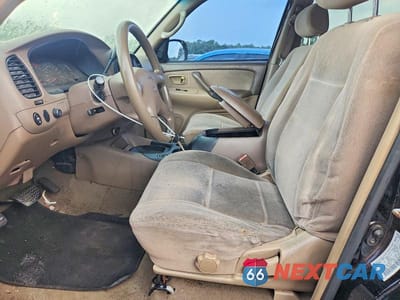 Zdjęcie 7 z 13 samochodu: 2002 TOYOTA SEQUOIA SR5 VIN:5TDZT34A72S067729 - miniatura