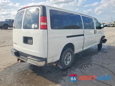 Trzecie zdjęcie samochodu z tyłu: 2014 CHEVROLET EXPRESS G3500 LT VIN:1GAZG1FA9E1167377 - miniatura