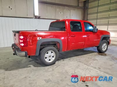Trzecie zdjęcie samochodu z tyłu: 2007 CHEVROLET SILVERADO K1500 CREW CAB VIN:2GCEK13M771672611 - miniatura