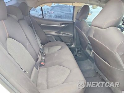 Zdjęcie 10 z 12 samochodu: 2018 TOYOTA CAMRY LE VIN:4T1B11HK3JU628660 - miniatura