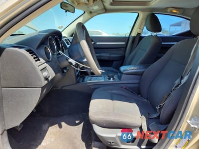 Zdjęcie 7 z 12 samochodu: 2010 DODGE CHARGER SXT VIN:2B3CA3CV1AH148935 - miniatura