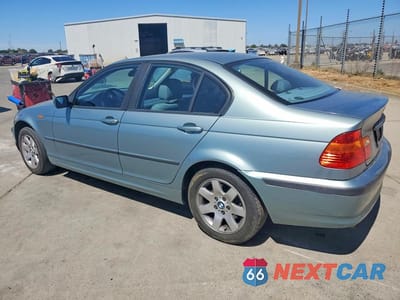 Drugie zdjęcie samochodu z przodu: 2002 BMW 325 I VIN:WBAEV33462KL58392 - miniatura