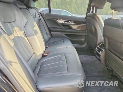 Zdjęcie 10 z 12 samochodu: 2019 BMW 740 I VIN:WBA7E2C50KB218012 - miniatura