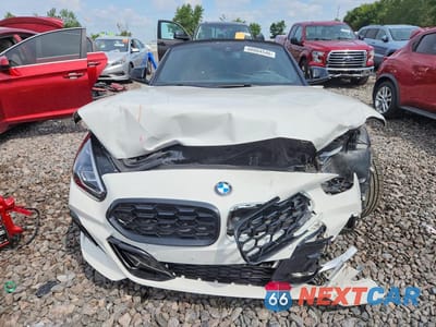 Piąte zdjęcie samochodu w środku: 2023 BMW Z4 SDRIVE30I VIN:WBAHF3C00PWY17228 - miniatura