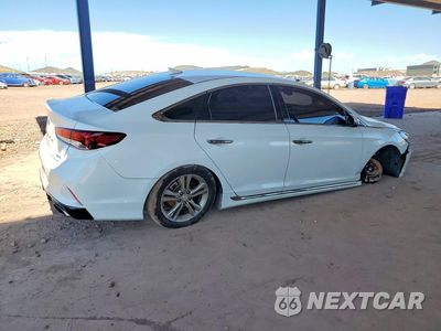 Trzecie zdjęcie samochodu z tyłu: 2018 HYUNDAI SONATA SPORT VIN:5NPE34AF7JH684881 - miniatura