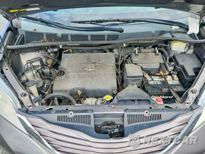 Zdjęcie 12 z 14 samochodu: 2015 TOYOTA SIENNA LE VIN:5TDJK3DC5FS109029 - miniatura
