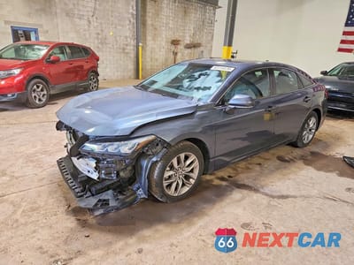 2022 TOYOTA AVALON XLE 4T1AZ1FB8NU071984 - główne zdjęcie licytacji z USA - miniatura