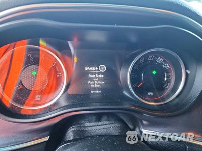Zdjęcie 9 z 12 samochodu: 2018 DODGE CHALLENGER SXT VIN:2C3CDZAG1JH279557 - miniatura