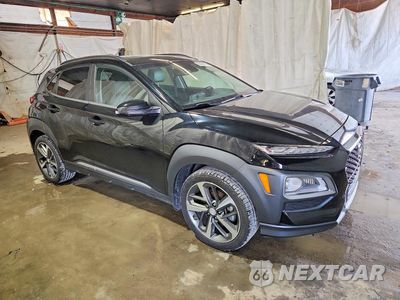 Czwarte zdjęcie samochodu z boku: 2020 HYUNDAI KONA ULTIMATE VIN:KM8K5CA58LU530747 - miniatura