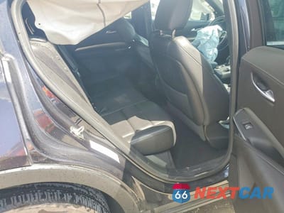 Zdjęcie 10 z 12 samochodu: 2023 CADILLAC XT4 PREMIUM LUXURY VIN:1GYFZCR4XPF170391 - miniatura