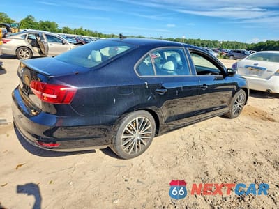 Trzecie zdjęcie samochodu z tyłu: 2015 VOLKSWAGEN JETTA SE VIN:3VWD17AJ9FM341267 - miniatura