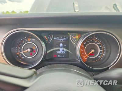 Zdjęcie 9 z 13 samochodu: 2023 JEEP GLADIATOR SPORT VIN:1C6HJTAG6PL574826 - miniatura