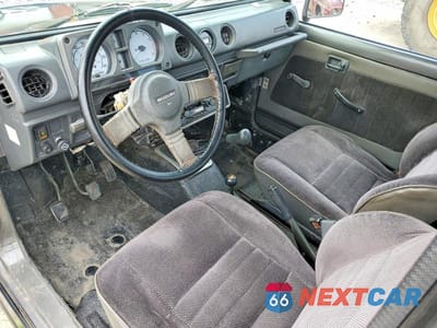 Zdjęcie 8 z 13 samochodu: 1986 SUZUKI SAMURAI VIN:JS3JC51V8G4110639 - miniatura