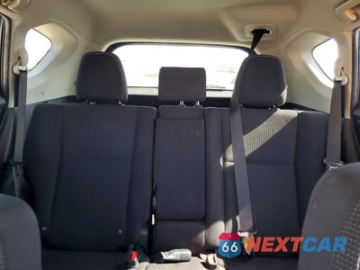 Zdjęcie 10 z 13 samochodu: 2018 TOYOTA RAV4 XLE VIN:JTMWFREV6JJ190299 - miniatura