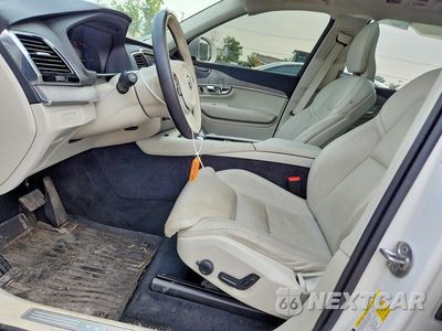 Zdjęcie 7 z 14 samochodu: 2025 VOLVO XC90 ULTRA VIN:YV4H60PF9S1324652 - miniatura