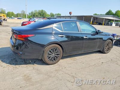 Trzecie zdjęcie samochodu z tyłu: 2025 NISSAN ALTIMA SV VIN:1N4BL4DV4SN416674 - miniatura