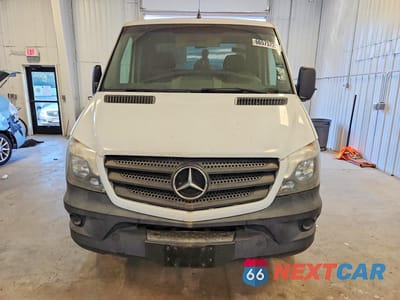 Piąte zdjęcie samochodu w środku: 2016 MERCEDES-BENZ SPRINTER 2500 VIN:WD3PE7DD1GP341523 - miniatura