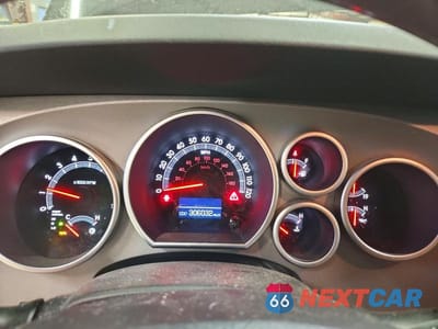 Zdjęcie 9 z 13 samochodu: 2012 TOYOTA SEQUOIA PLATINUM VIN:5TDDW5G12CS059404 - miniatura