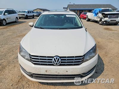 Piąte zdjęcie samochodu w środku: 2015 VOLKSWAGEN PASSAT SEL VIN:1VWCV7A32FC036955 - miniatura
