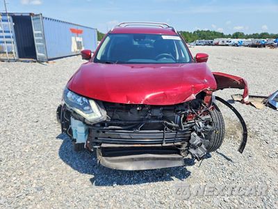 Piąte zdjęcie samochodu w środku: 2019 NISSAN ROGUE SV VIN:5N1AT2MT2KC727164 - miniatura
