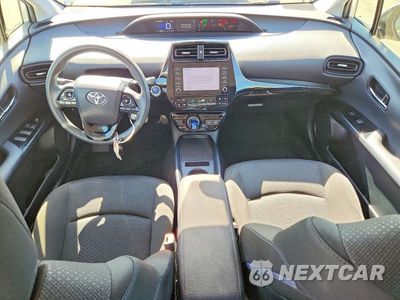 Zdjęcie 8 z 12 samochodu: 2020 TOYOTA PRIUS LE VIN:JTDKARFU3L3102836 - miniatura