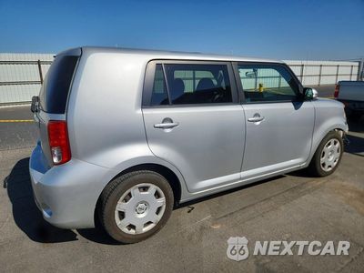Trzecie zdjęcie samochodu z tyłu: 2012 SCION XB BASE VIN:JTLZE4FE6CJ000509 - miniatura
