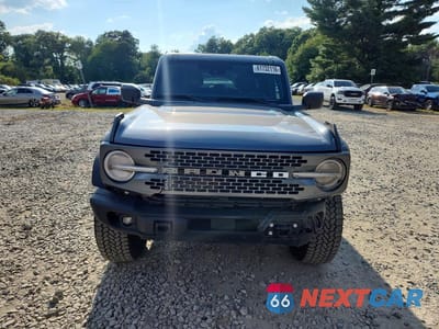 Piąte zdjęcie samochodu w środku: 2026 FORD BRONCO BADLANDS VIN:1FMEE9BP3TLA67521 - miniatura