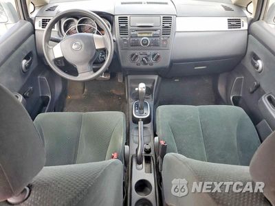 Zdjęcie 8 z 12 samochodu: 2010 NISSAN VERSA 1.8 S VIN:3N1BC1CP8AL467348 - miniatura