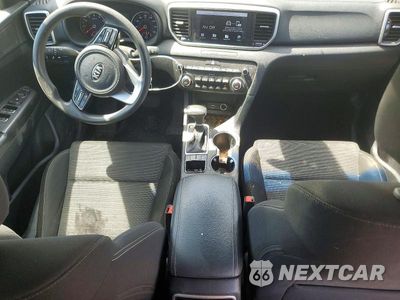 Zdjęcie 8 z 12 samochodu: 2020 KIA SPORTAGE LX VIN:KNDPM3AC0L7648849 - miniatura