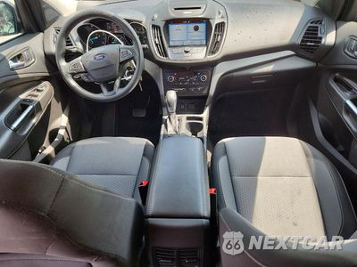 Zdjęcie 8 z 13 samochodu: 2018 FORD ESCAPE SE VIN:1FMCU0GD9JUA23079 - miniatura