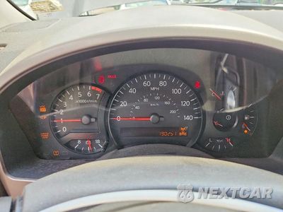 Zdjęcie 9 z 13 samochodu: 2004 NISSAN ARMADA SE VIN:5N1AA08BX4N726167 - miniatura