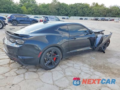 Trzecie zdjęcie samochodu z tyłu: 2021 CHEVROLET CAMARO SS VIN:1G1FH1R77M0119350 - miniatura
