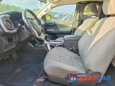 Zdjęcie 7 z 12 samochodu: 2016 TOYOTA TACOMA SR5 VIN:5TFSX5EN3GX043917 - miniatura