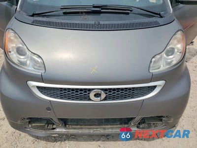 Zdjęcie 11 z 12 samochodu: 2013 SMART FORTWO PURE VIN:WMEEJ3BA2DK688749 - miniatura