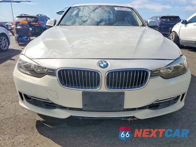 Piąte zdjęcie samochodu w środku: 2012 BMW 328 I VIN:WBA3A5G50CNN65782 - miniatura