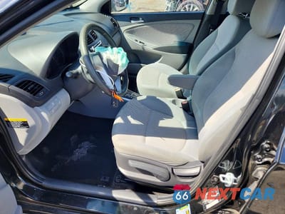 Zdjęcie 7 z 12 samochodu: 2013 HYUNDAI ACCENT GLS VIN:KMHCT4AE8DU556427 - miniatura