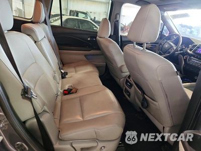 Zdjęcie 11 z 13 samochodu: 2017 HONDA PILOT TOURING VIN:5FNYF5H91HB046449 - miniatura