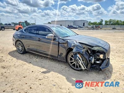 Czwarte zdjęcie samochodu z boku: 2022 GENESIS G70 2.0T VIN:KMTG34TA6NU099779 - miniatura
