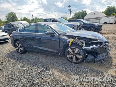 Czwarte zdjęcie samochodu z boku: 2025 AUDI A5 PREMIUM VIN:WAU1BCFU9SN082792 - miniatura