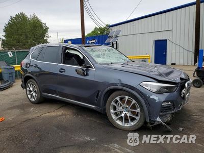Czwarte zdjęcie samochodu z boku: 2020 BMW X5 XDRIVE40I VIN:5UXCR6C01L9B47883 - miniatura