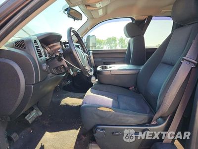 Zdjęcie 7 z 12 samochodu: 2011 CHEVROLET SILVERADO K1500 LT VIN:1GCRKSE34BZ130975 - miniatura
