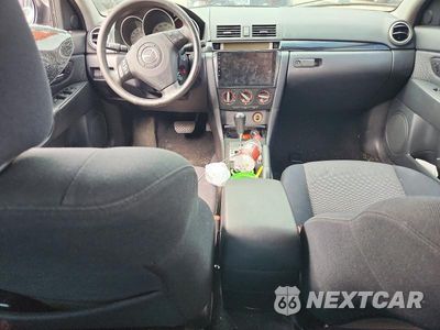 Zdjęcie 8 z 12 samochodu: 2009 MAZDA 3 I VIN:JM1BK32FX91235020 - miniatura